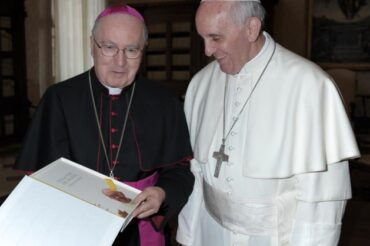 Un libro speciale per il Pontefice
